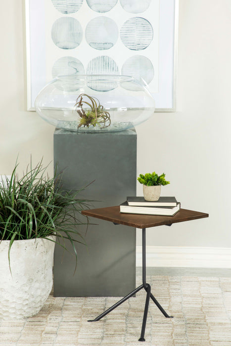 Heitor End & Side Table