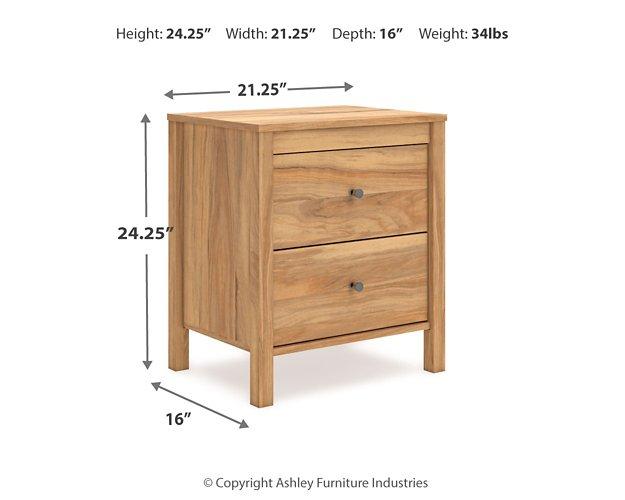 Bermacy Nightstand